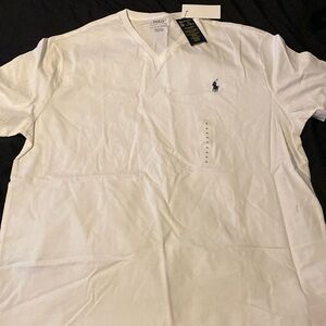 Polo v-neck short sleeve shirt
